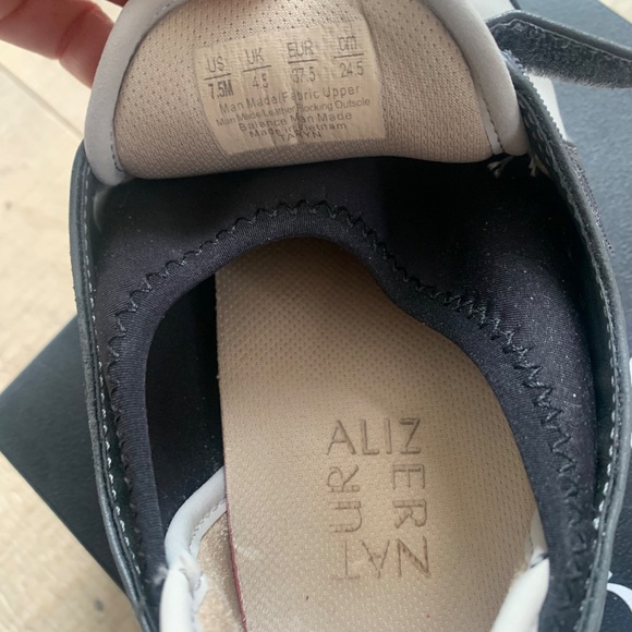 Naturalizer Taryn Gray Sneakers - Picture 10 of 10